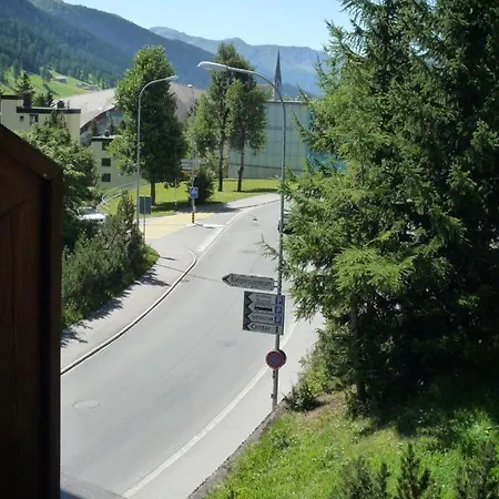 Des Alpes Apartamento