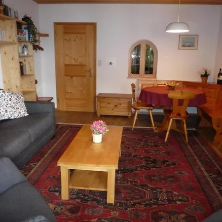 Des Alpes Апартаменты